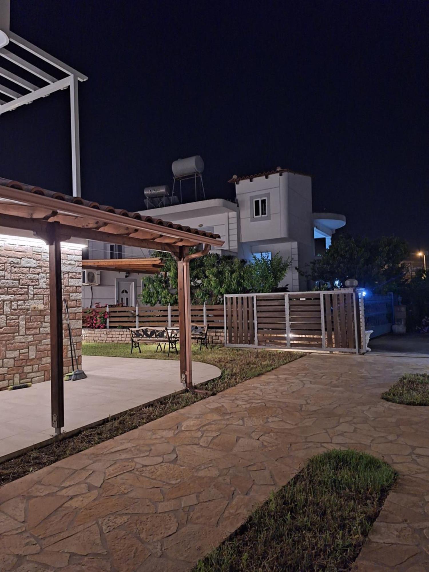 Yard - By Ronaldo Apartamento Ksamil